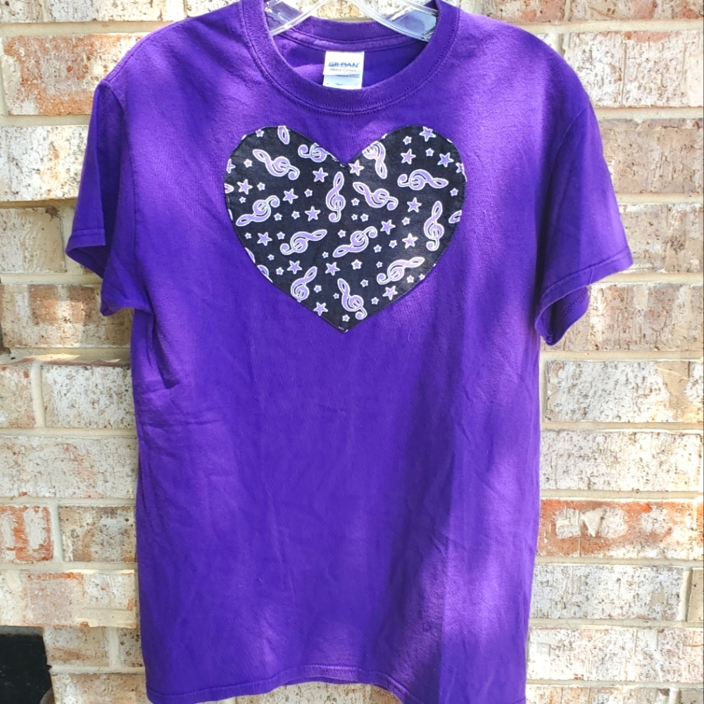 [Gildan] Handmade Purple Heart T-Shirt